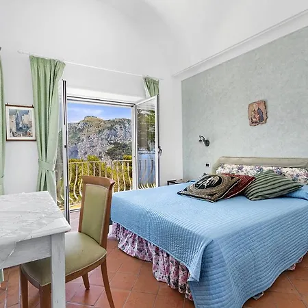 Sleeps 8 Pool Wifi * Capri